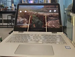 New Laptop HP Spectra 13 8GB Intel Core i5 SSD 256GB