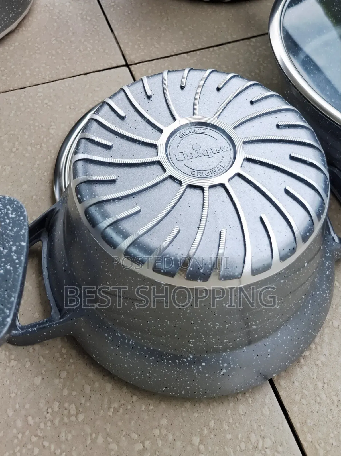 Unique 5 in 1 Granite Casserole Cookware Set ግራናይት ድስት