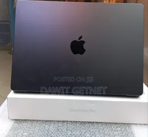New Laptop Apple MacBook Pro 2025 M5 16GB Apple M5 Pro SSD 512GB