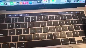 Laptop Apple MacBook Pro 16GB Intel Core i7 SSD 512GB
