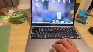 Laptop Apple MacBook Pro 16GB Intel Core i7 SSD 512GB