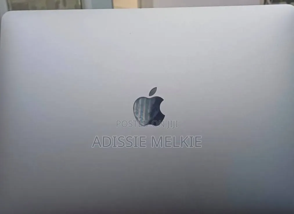 New Laptop Apple MacBook Air 2020 M1 8GB Apple M1 SSD 256GB