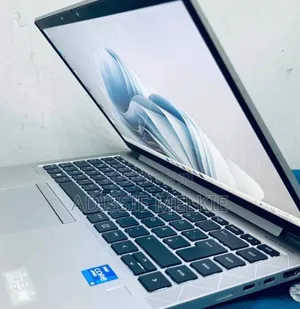 New Laptop HP EliteBook 840 G8 16GB Intel Core i5 SSD 512GB