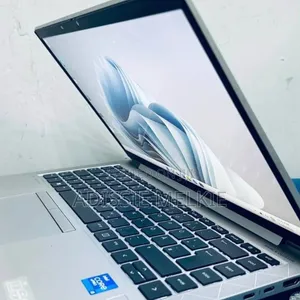 New Laptop HP EliteBook 840 G8 16GB Intel Core i5 SSD 512GB