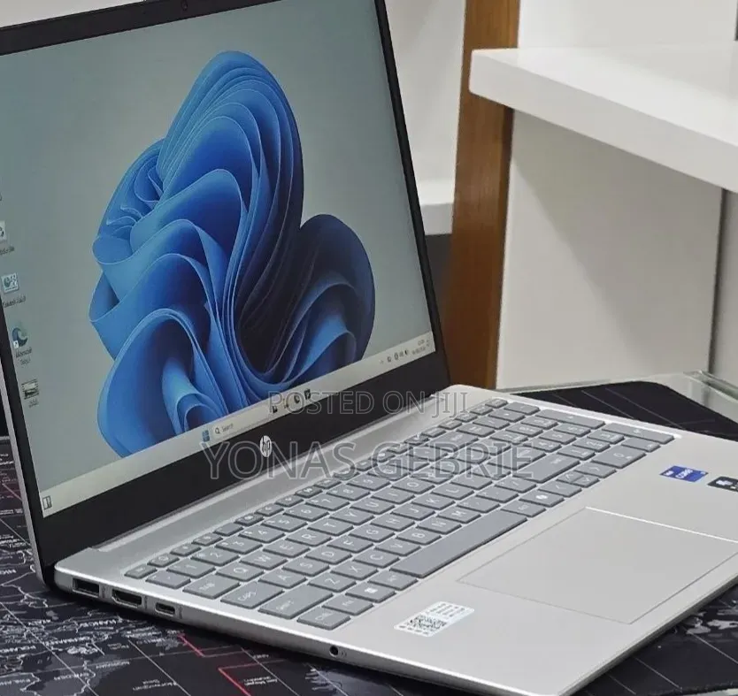 New Laptop HP Stream Notebook 16GB Intel Core i7 SSD 1T
