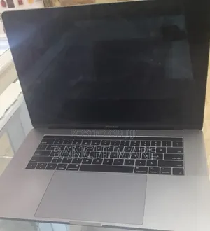 New Laptop Apple MacBook Pro 2018 16GB Intel Core i7 SSD 512GB