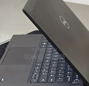 New Laptop Dell 16GB Intel Core i5 SSD 512GB
