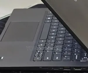 New Laptop Dell 16GB Intel Core i5 SSD 512GB