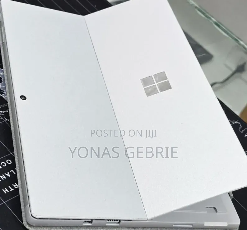 New Laptop Microsoft Surface Pro 6 8GB Intel Core i5 SSD 256GB