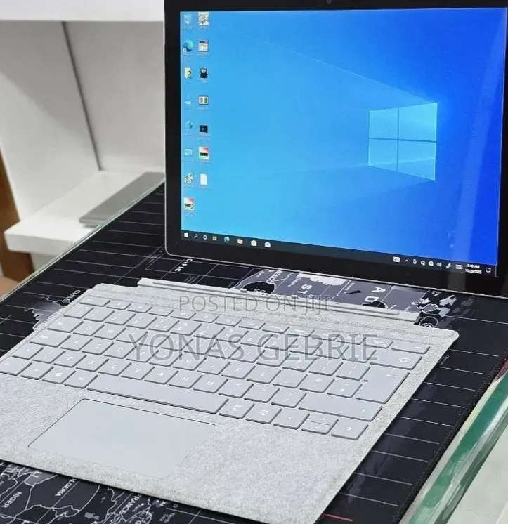 New Laptop Microsoft Surface Pro 6 8GB Intel Core i5 SSD 256GB