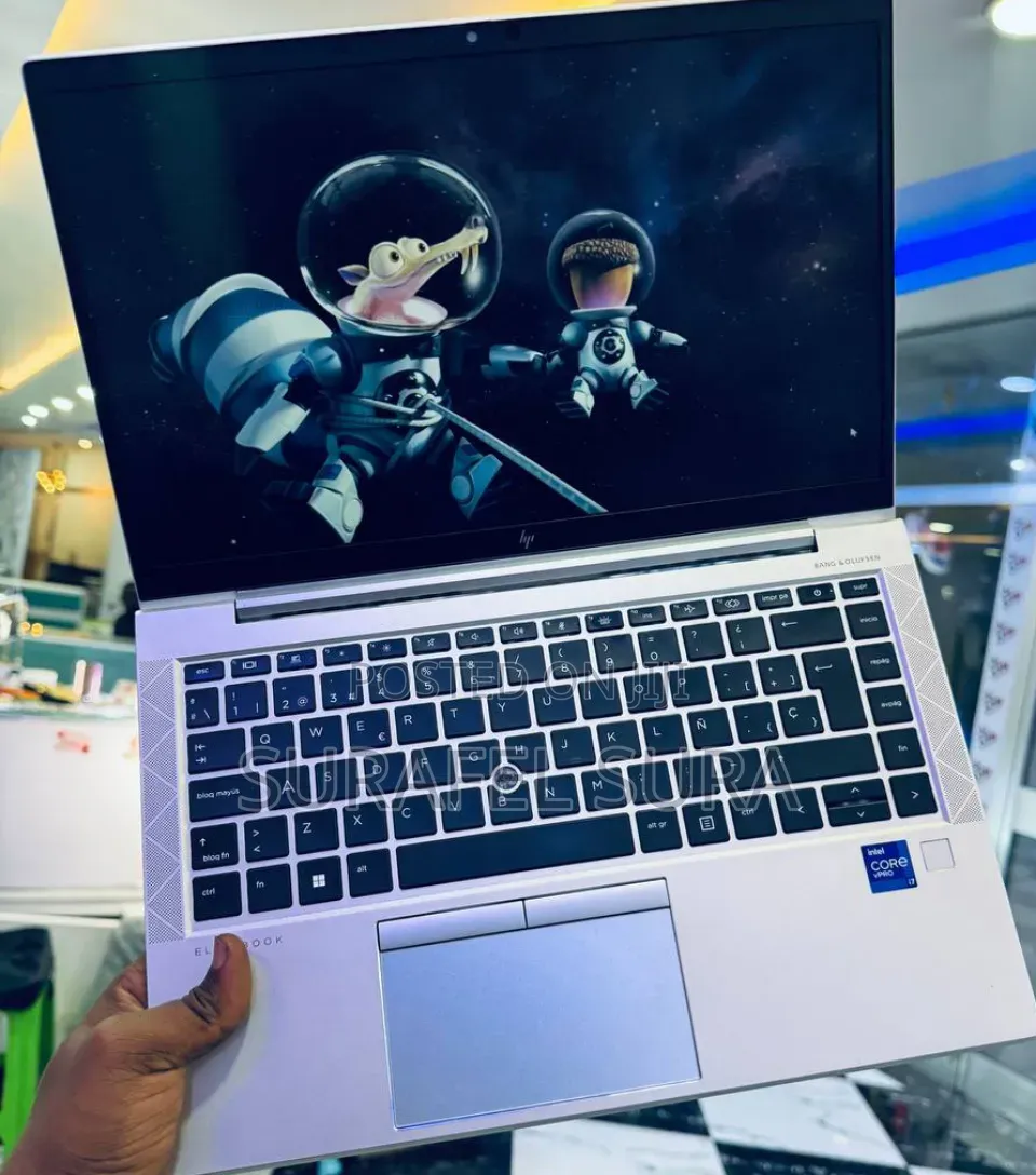 New Laptop HP EliteBook 840 G8 16GB Intel Core i7 SSD 512GB