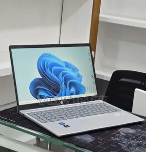 New Laptop HP Stream Notebook 16GB Intel Core i7 SSD 1T