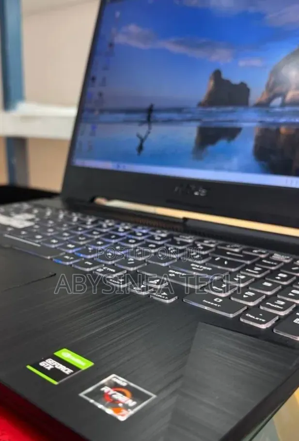 New Laptop Asus TUF Gaming A17 16GB Intel Core i7 SSD 512GB