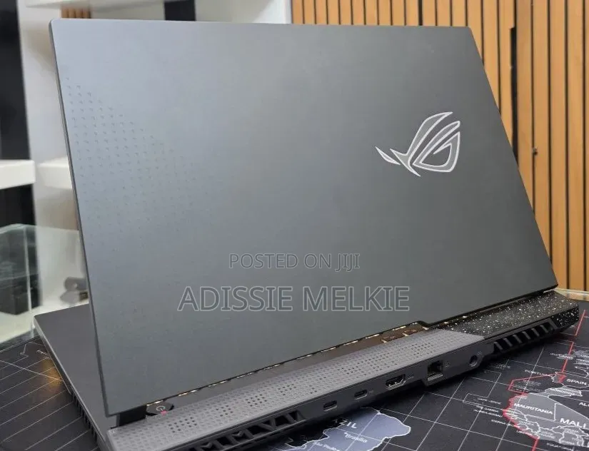 New Laptop Asus ROG Strix G15 16GB AMD Ryzen 9 SSD 512GB