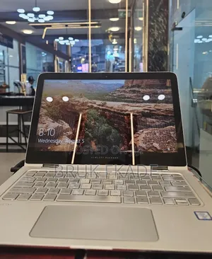 New Laptop HP Spectre X360 13 8GB Intel Core i5 SSD 256GB