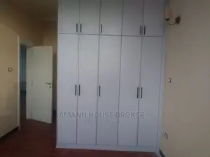 ሰበበበበበርርር አስቸኳይ የሚሸጥ አፓርትመንት