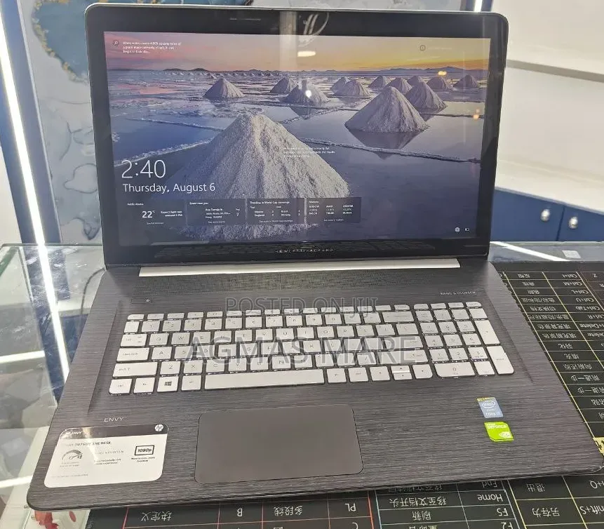 New Laptop HP Envy 17 16GB Intel Core i7 HDD 1T