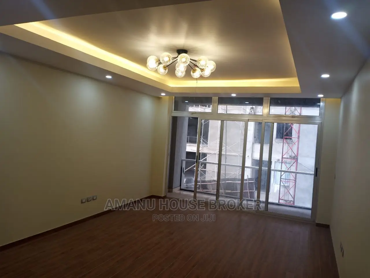 ሰበበበበበርርር አስቸኳይ የሚሸጥ አፓርትመንት