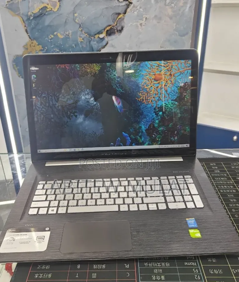 New Laptop HP Envy 17 16GB Intel Core i7 HDD 1T
