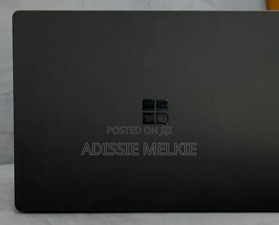 New Laptop Microsoft Surface Laptop 4 16GB Intel Core i7 SSD 512GB