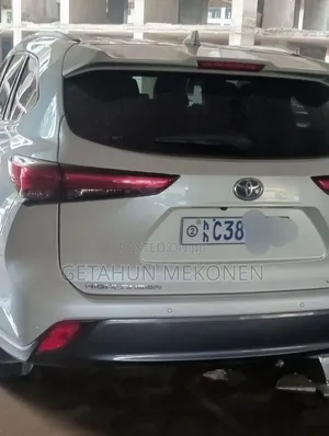 Toyota Highlander 2024 White