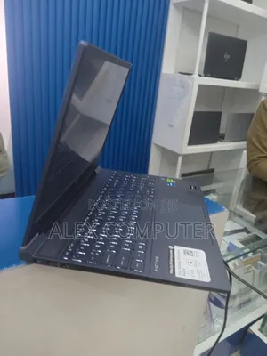 New Laptop HP Victus 15 16GB Intel Core i5 SSD 512GB