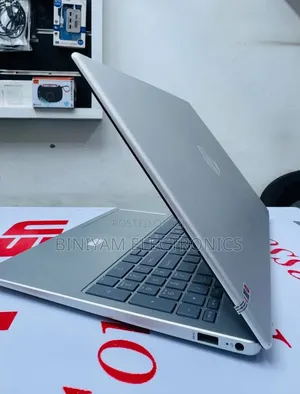 New Laptop HP Stream Notebook 16GB Intel Core i7 SSD 1T