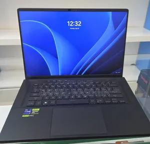 New Laptop Asus ROG Zephyrus G15 16GB Intel Core i9 SSD 1T