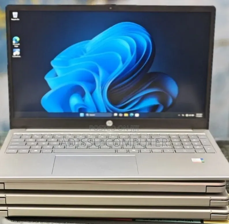 New Laptop HP Stream Notebook 16GB Intel Core i7 SSD 1T