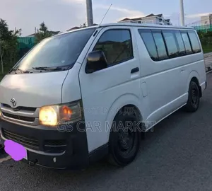 Toyota HiAce 2008 White