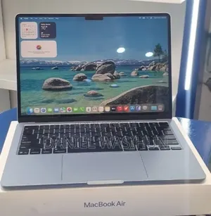 New Laptop Apple MacBook Air 2025 M4 16GB Apple M4 SSD 512GB