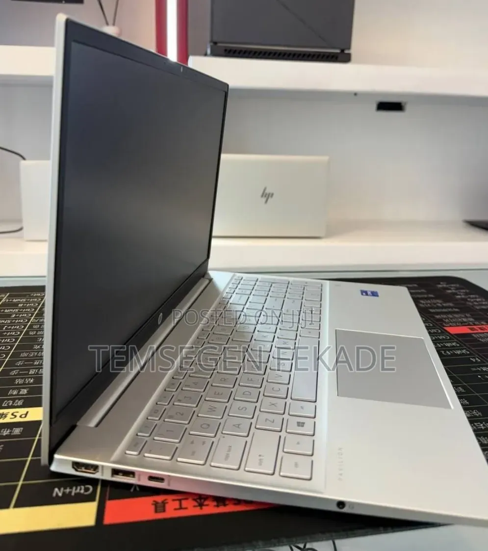 New Laptop HP Pavilion 15 16GB Intel Core i7 SSD 512GB