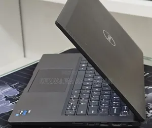 New Laptop Dell Latitude 7420 16GB Intel Core i5 SSD 512GB