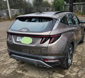 Hyundai Tucson XRT 2022 Gray