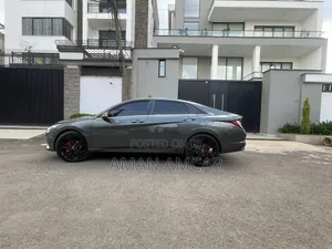 Hyundai Avante 2021 Gray