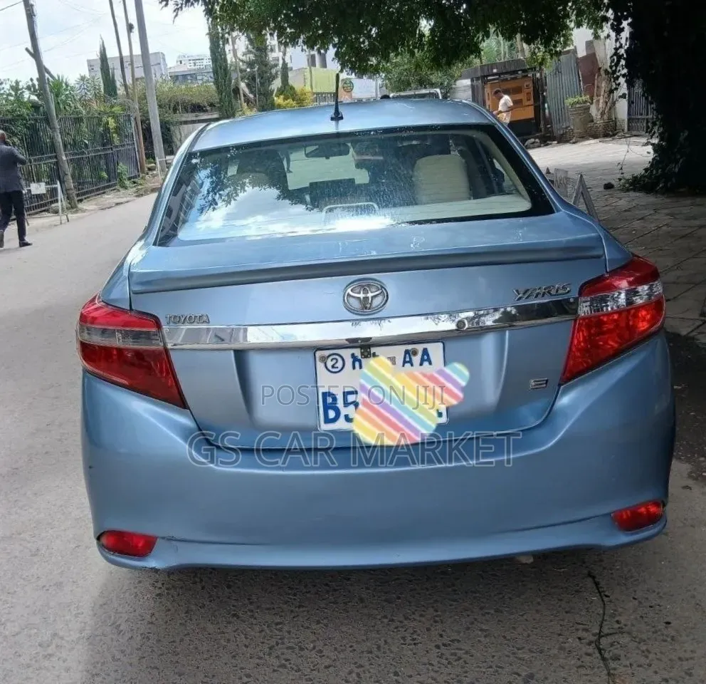 Toyota Yaris 2014 Blue
