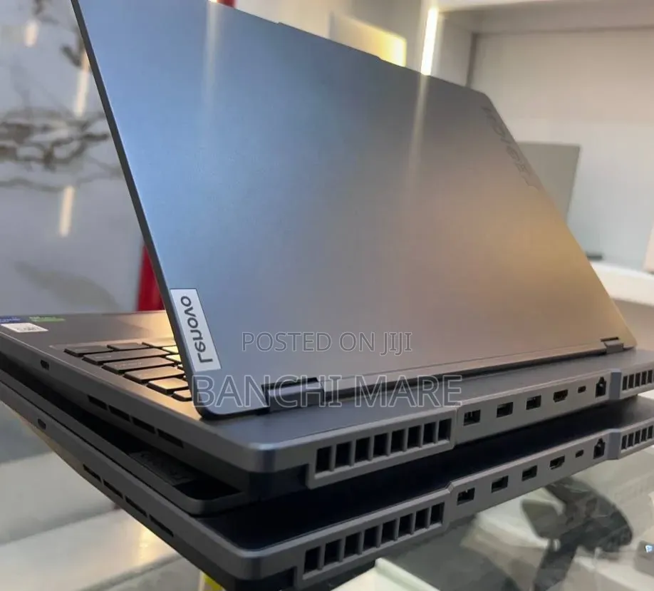 New Laptop Lenovo Legion 7 24GB Intel Core i7 SSD 1T