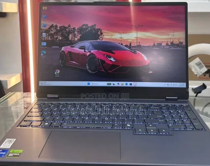 New Laptop Lenovo Legion 7 24GB Intel Core i7 SSD 1T