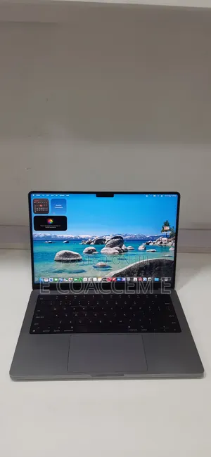New Laptop Apple MacBook 32GB SSD 512GB