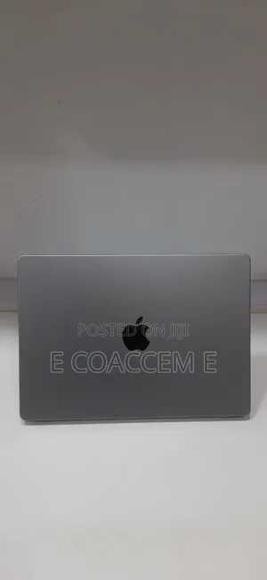 New Laptop Apple MacBook 32GB SSD 512GB