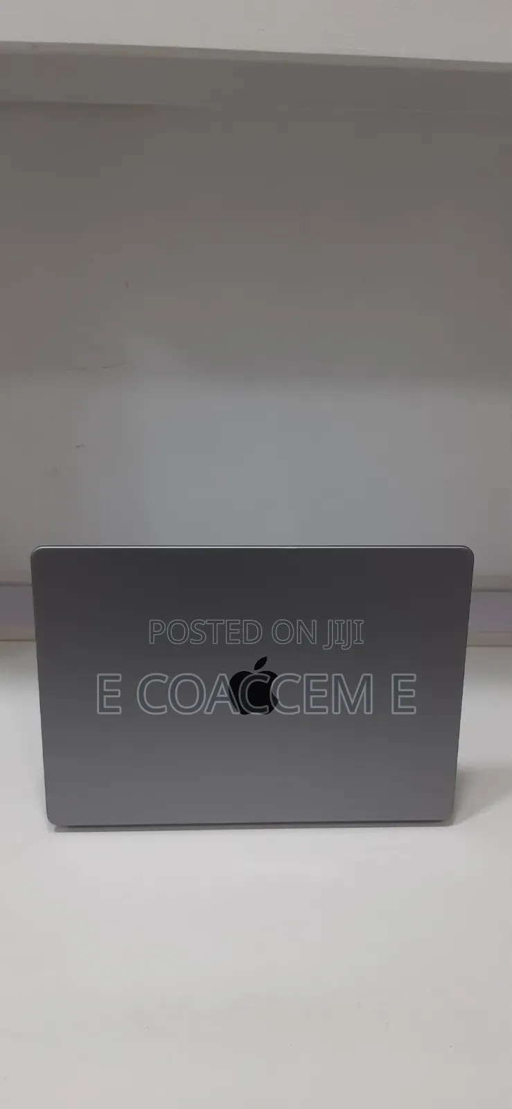 New Laptop Apple MacBook 32GB SSD 512GB