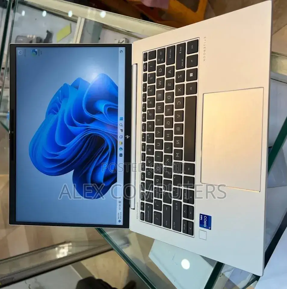 New Laptop HP EliteBook 840 16GB Intel Core i7 SSD 512GB