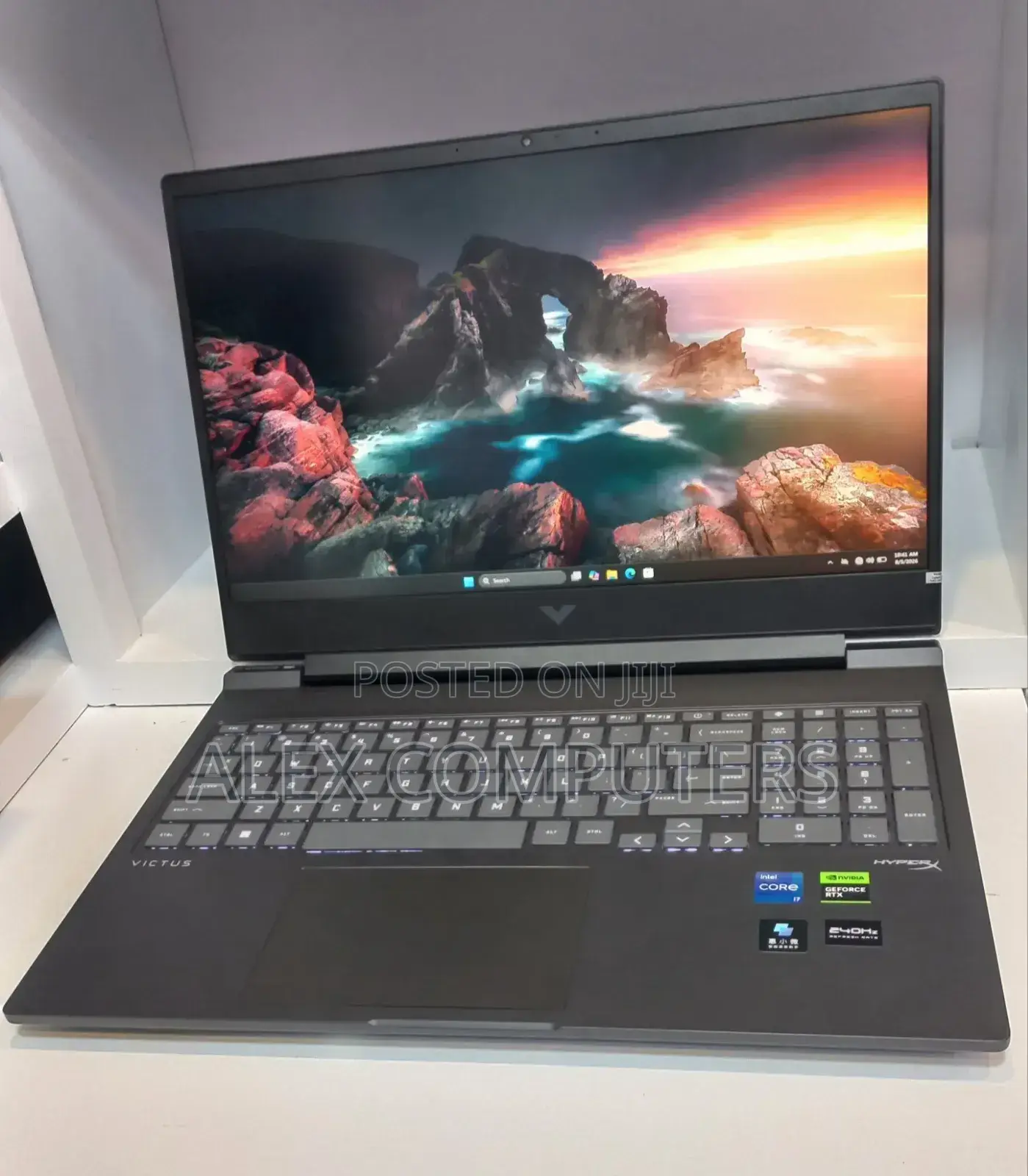 New Laptop HP Victus 16 16GB Intel Core i7 SSD 1T