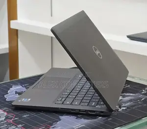 New Laptop Dell Latitude 7420 16GB Intel Core i5 SSD 512GB