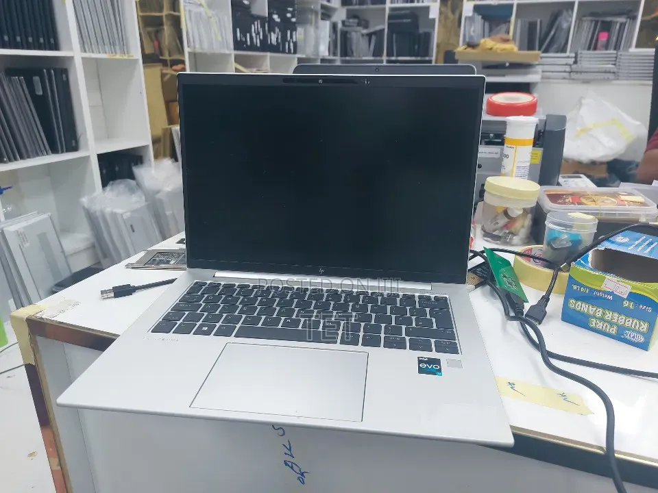 Laptop HP EliteBook 840 G9 16GB Intel Core i7 SSD 1T