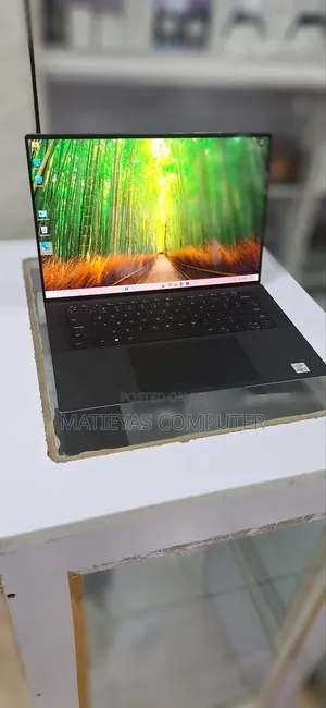 New Laptop Dell XPS 15 16GB Intel Core i7 SSD 512GB