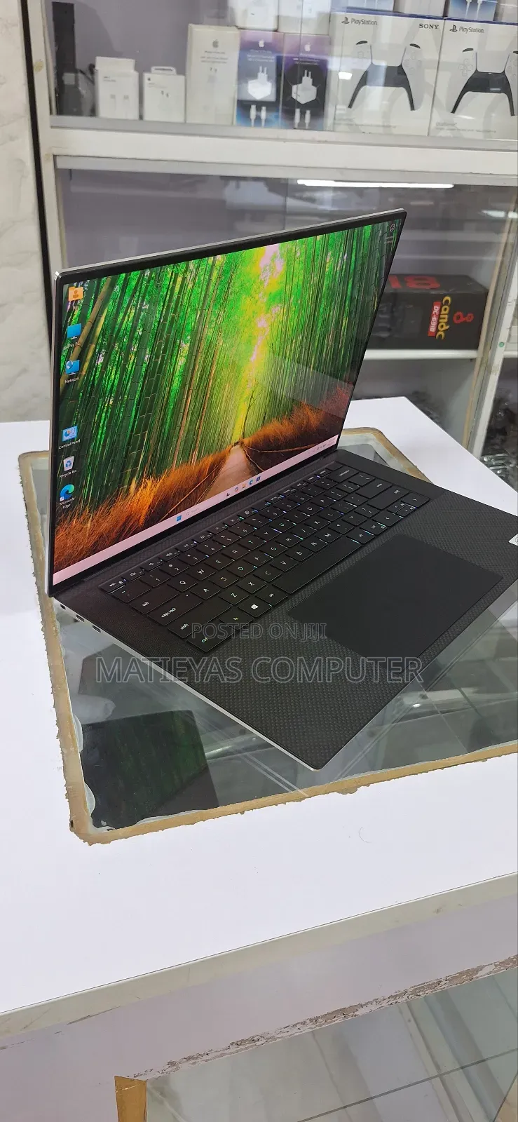 New Laptop Dell XPS 15 16GB Intel Core i7 SSD 512GB