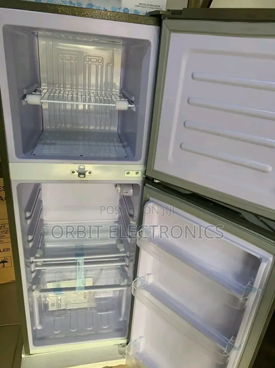 Hisense360L Refrigerator