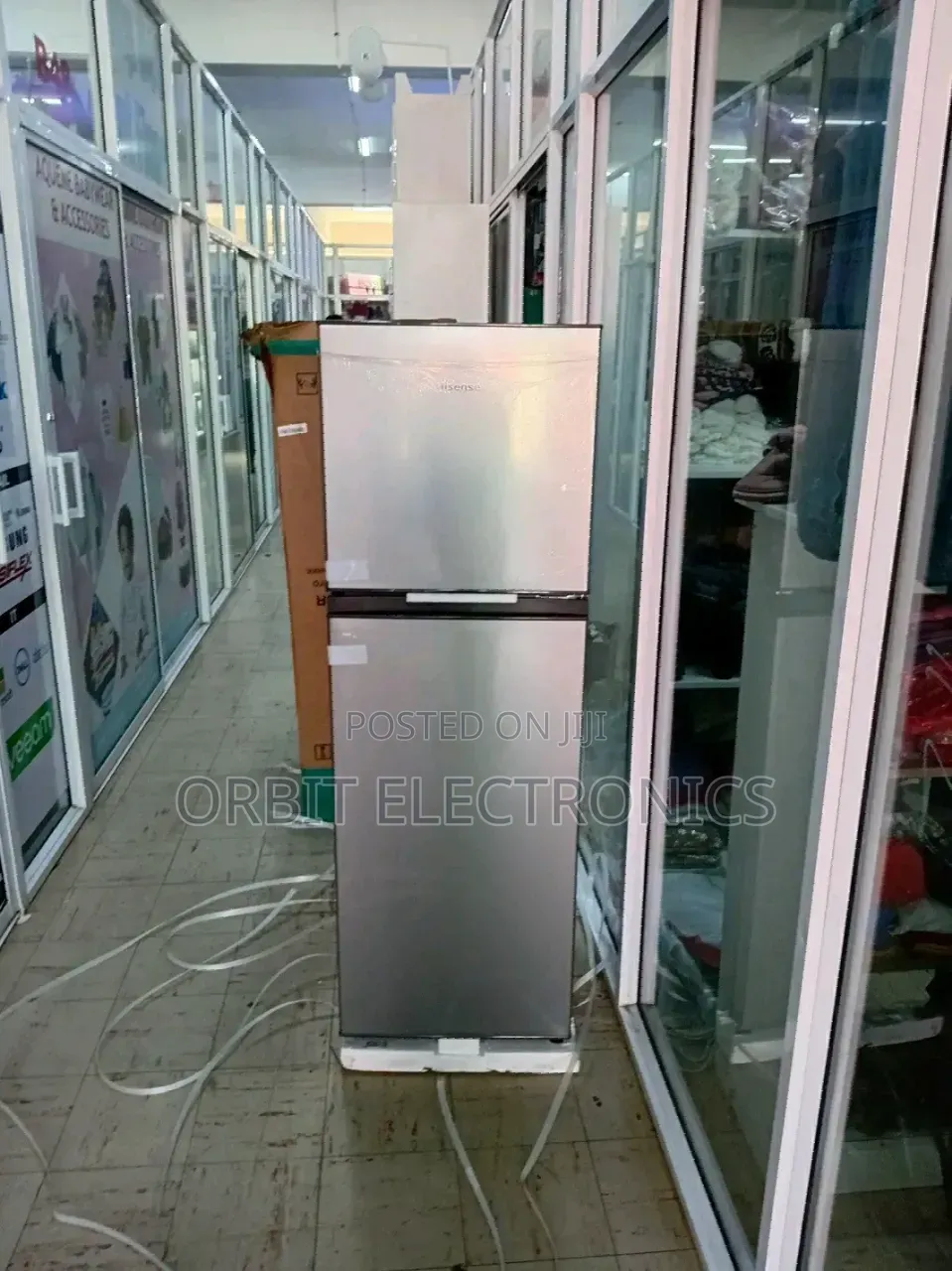 Hisense360L Refrigerator