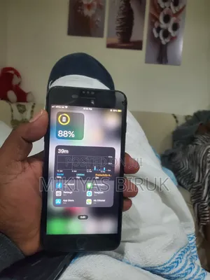 Apple iPhone 8 Plus 64 GB Black